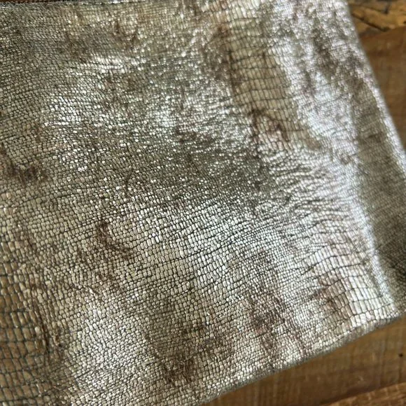 NWT Leatherock Metallic Leather Clutch with Tassel & Zipper. Vintage - Picture 5 of 5